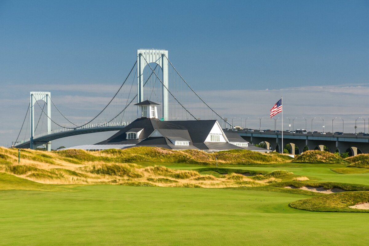 Bally's Ferry Point is a premier golf course located about 20 minutes from New York City. 